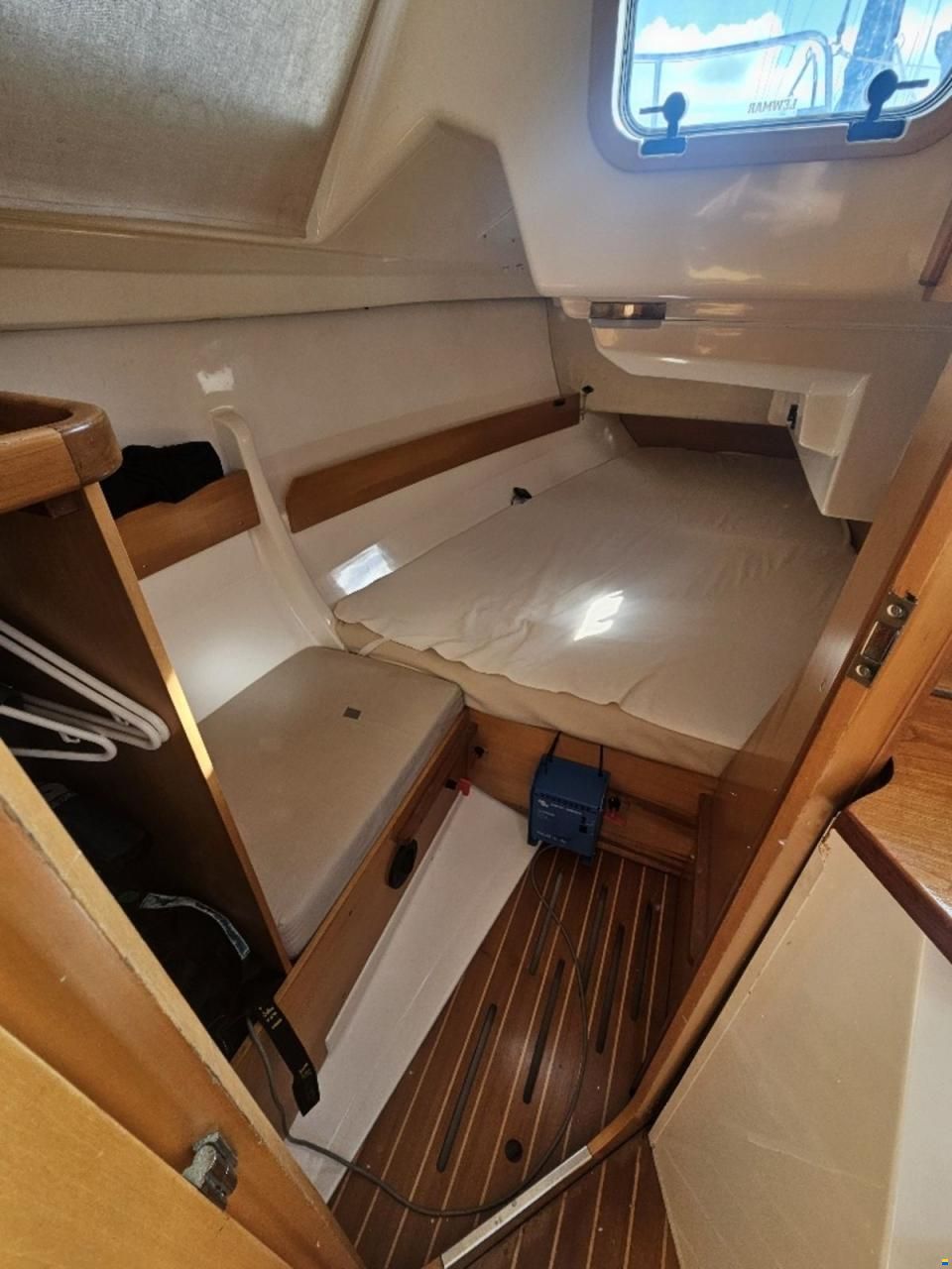 Dufour 28