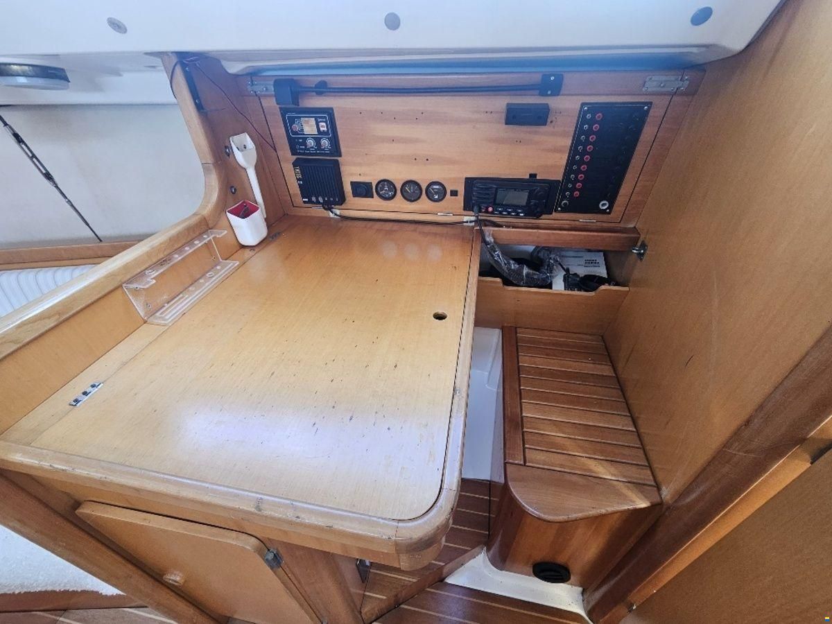 Dufour 28