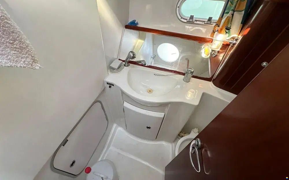 Beneteau Antares 980