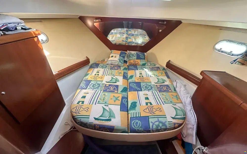 Beneteau Antares 980
