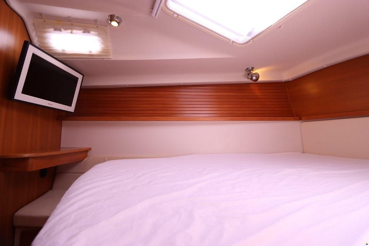 Catalina 445