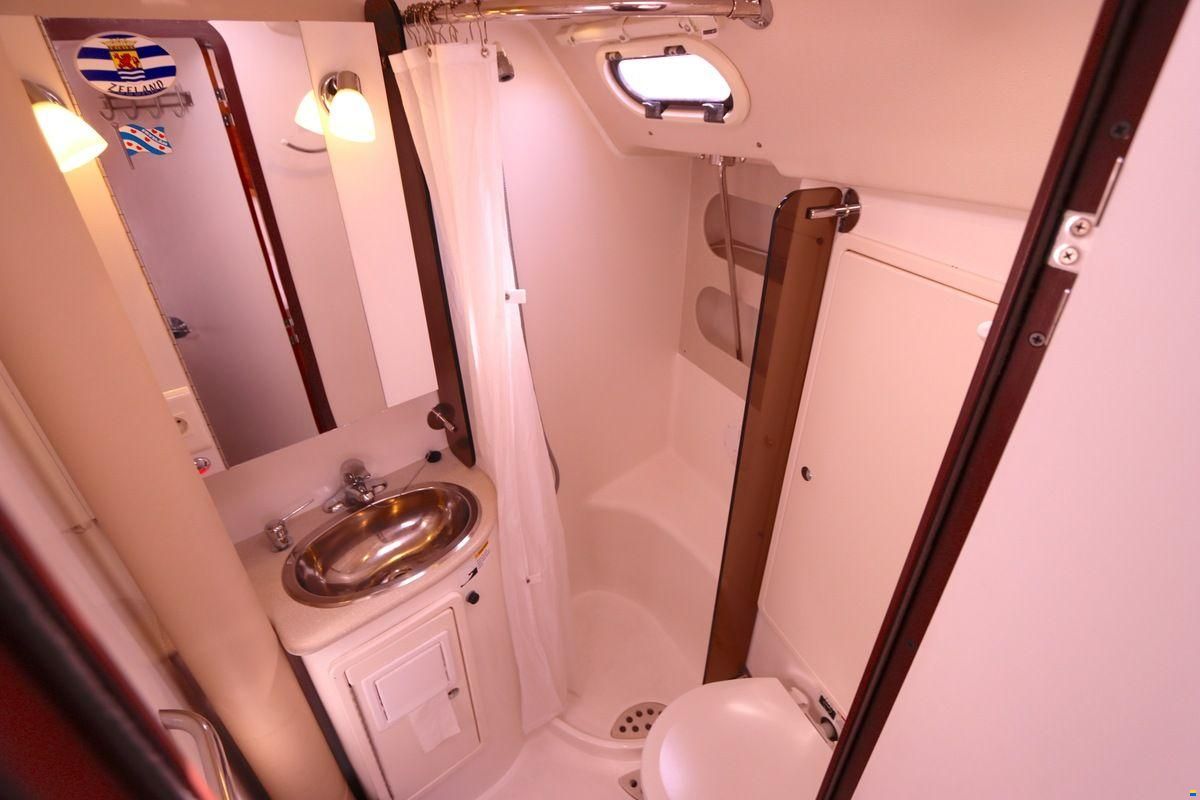 Catalina 445