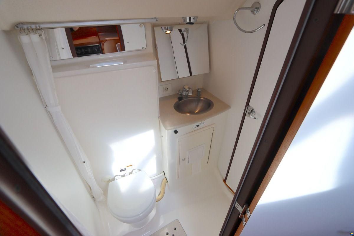 Catalina 445