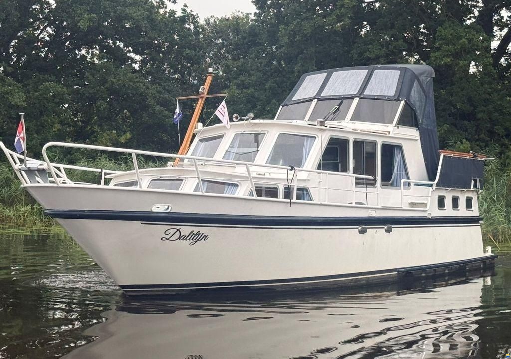 Heckkruiser 1050
