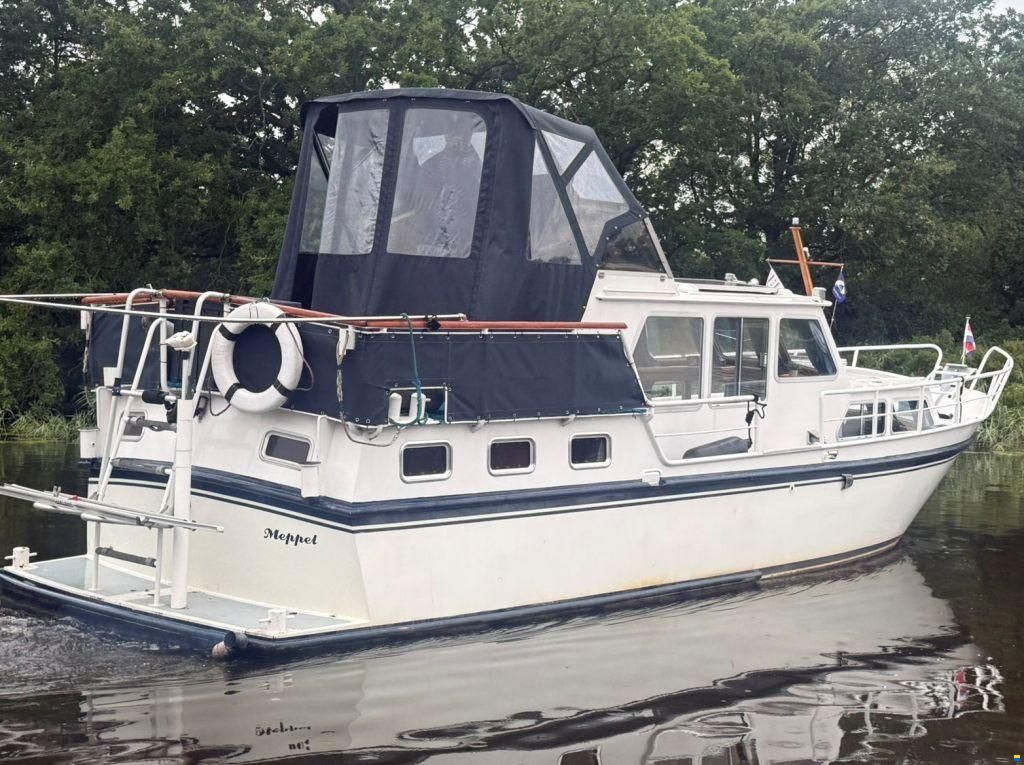 Heckkruiser 1050