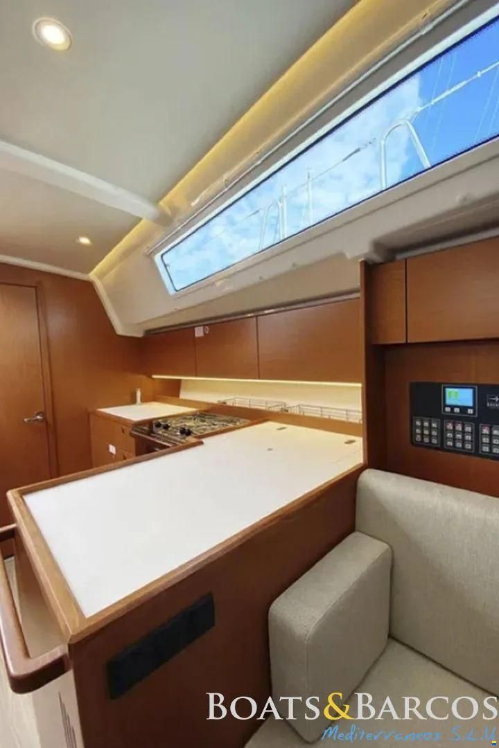 Bavaria C42