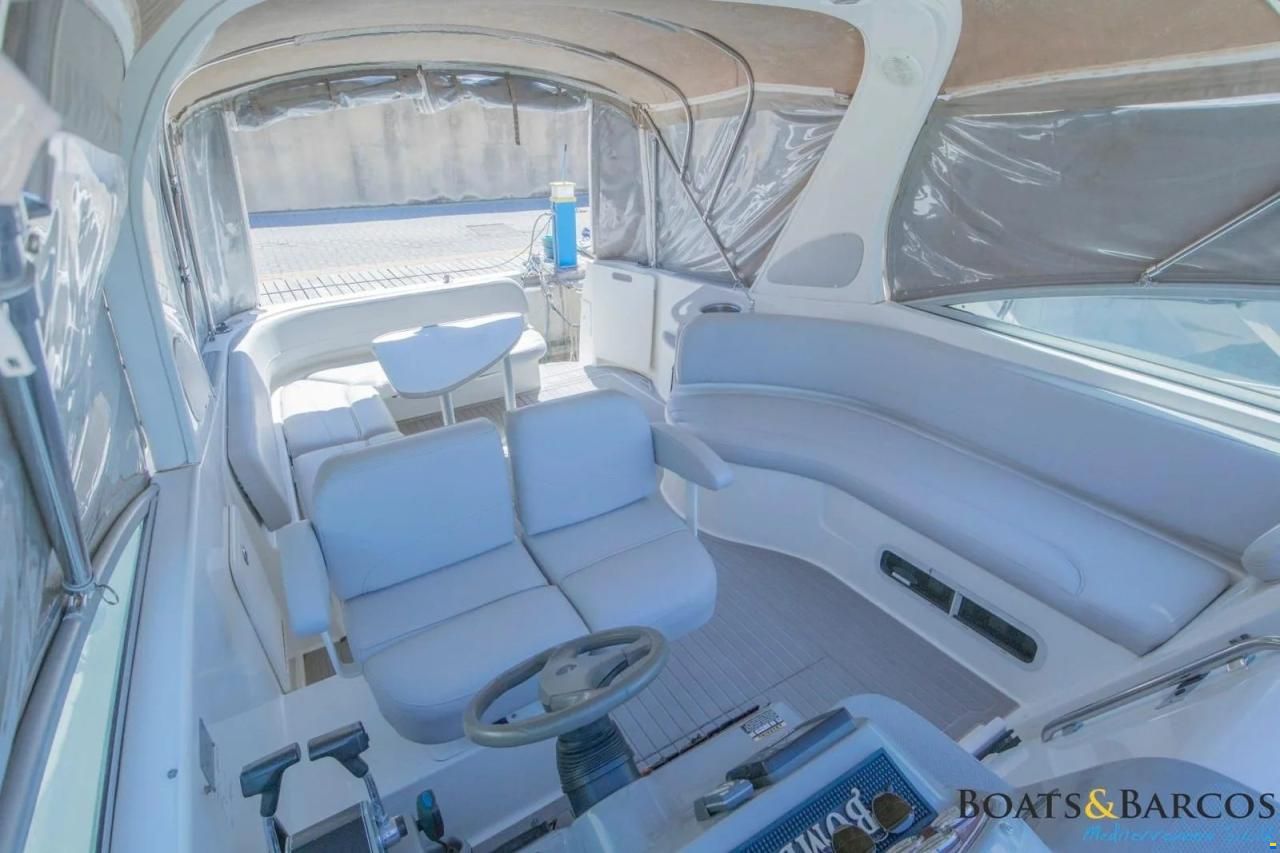 Bayliner 325
