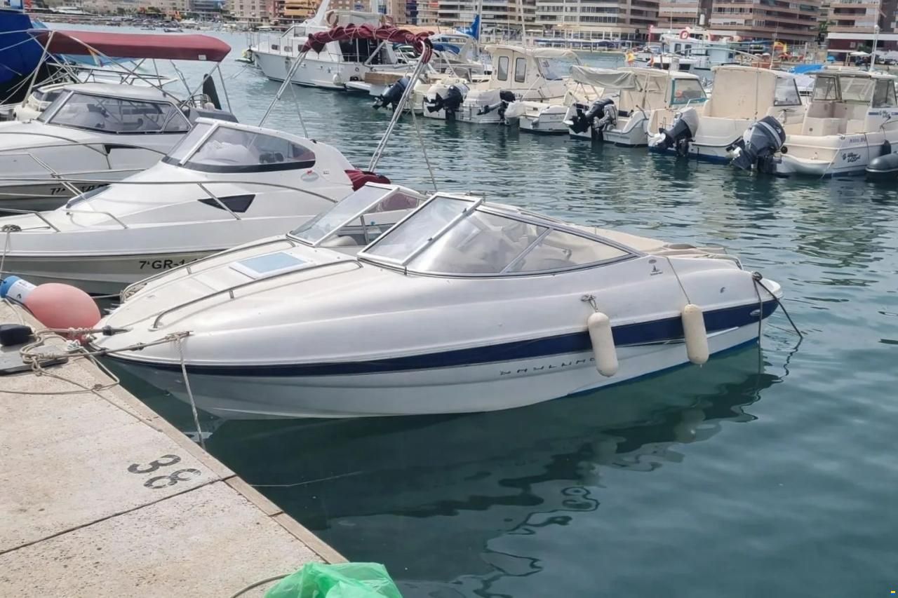 Bayliner 602 Cuddy