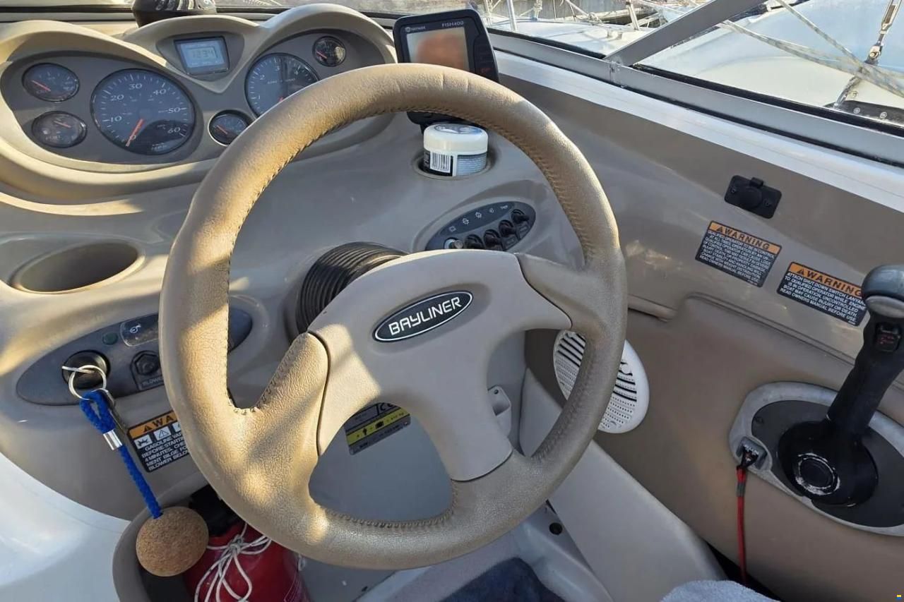 Bayliner 602 Cuddy
