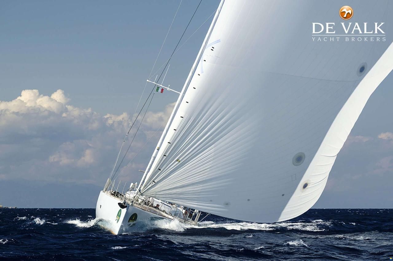 JFA Yachts 82 SY