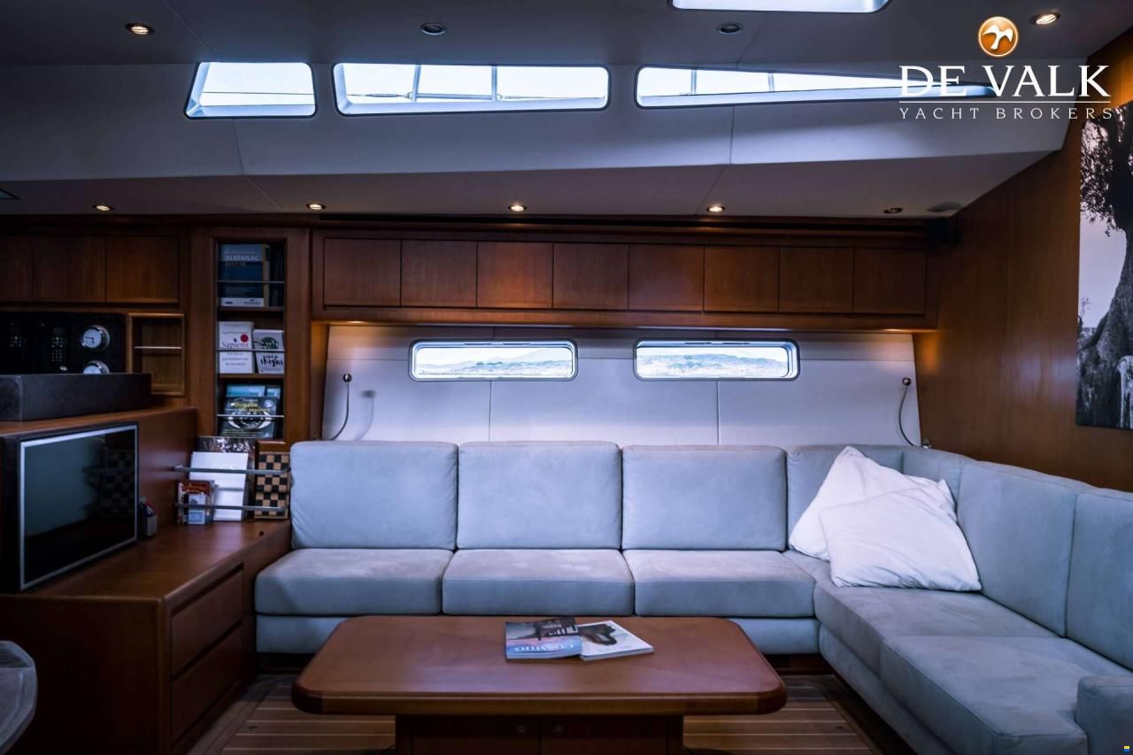 JFA Yachts 82 SY