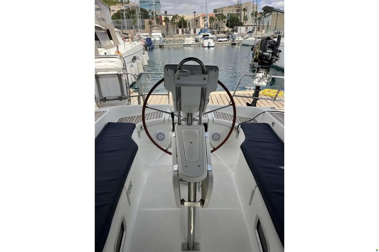 Beneteau Oceanis Clipper 393