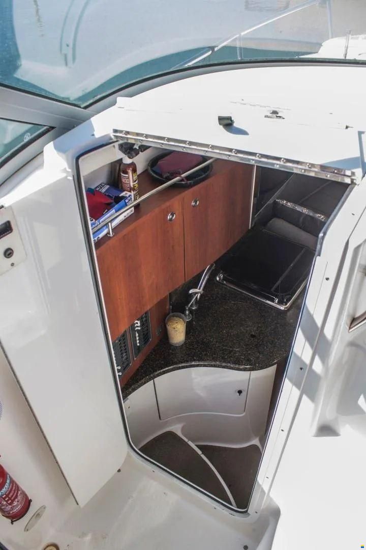 Campion Allante 825 Mid Cabin