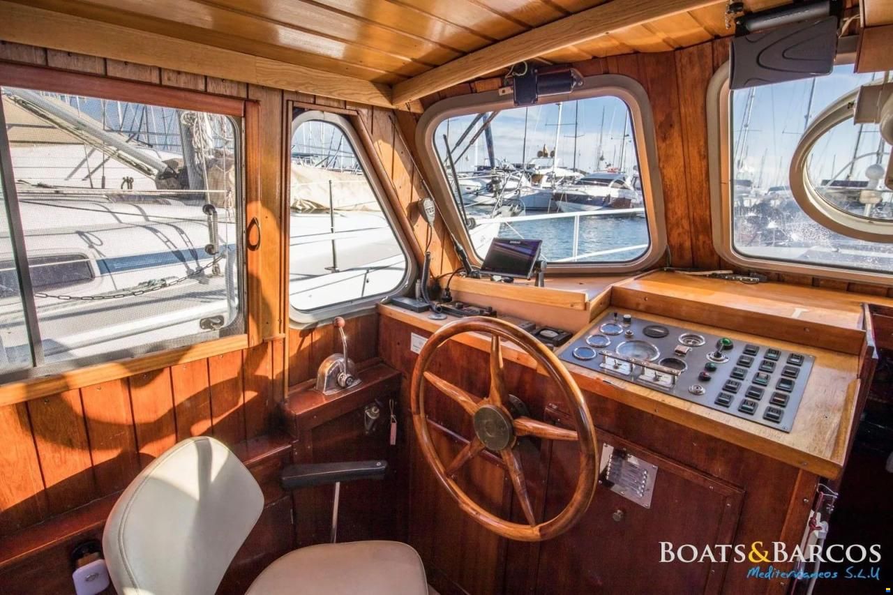 Dutch Steel Motor Yacht