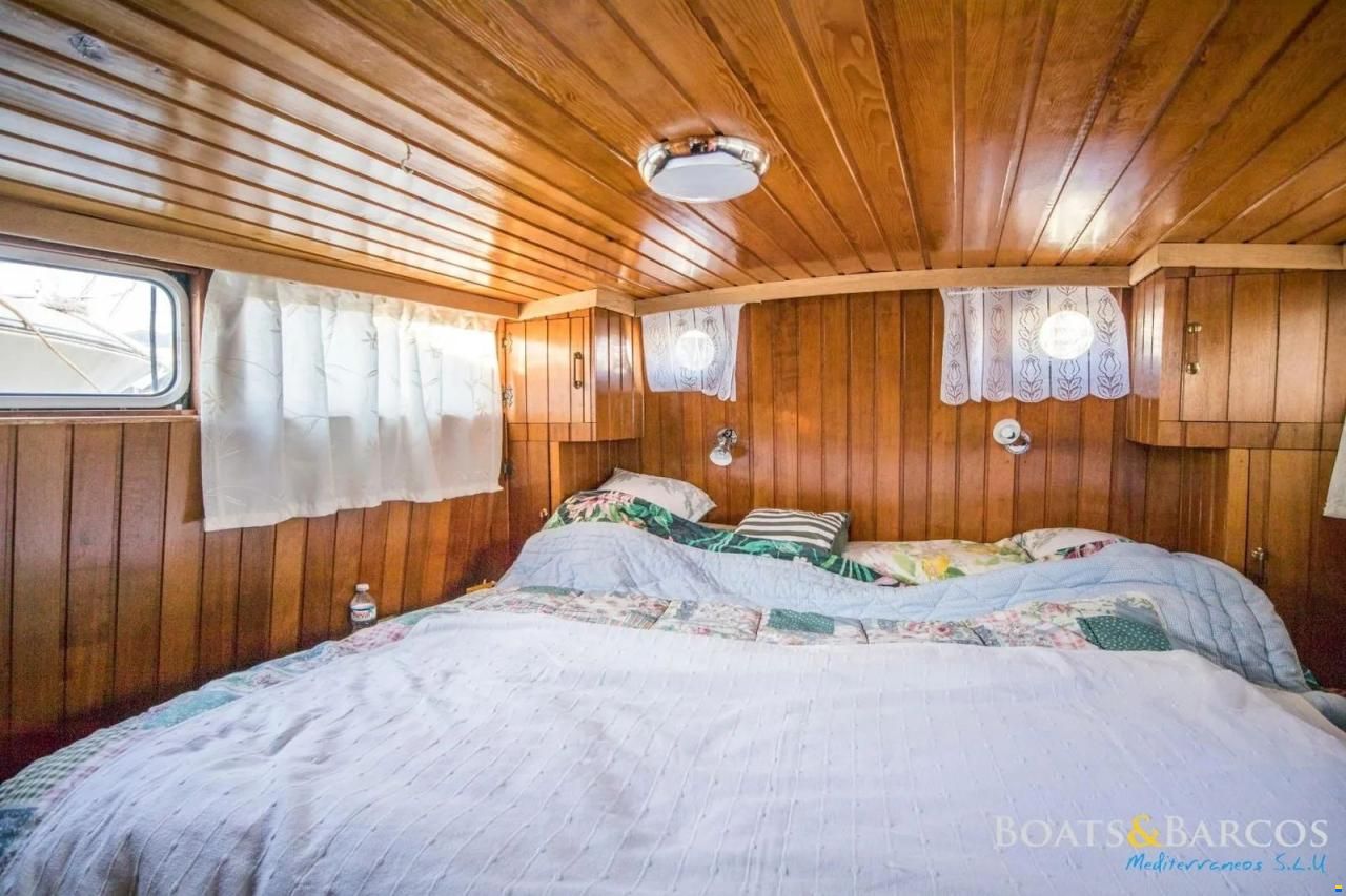 Dutch Steel Motor Yacht