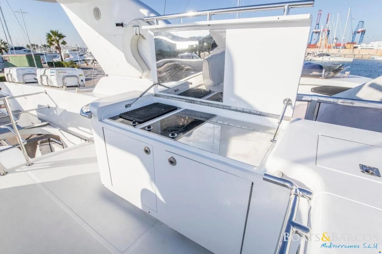 Elegance 76