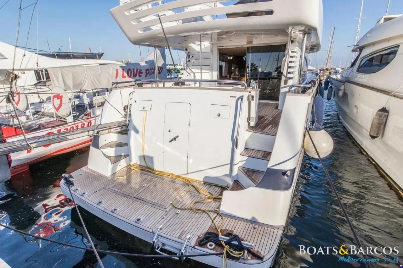 Elegance 76