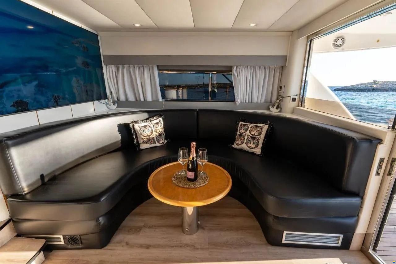 Fairline Squadron 56