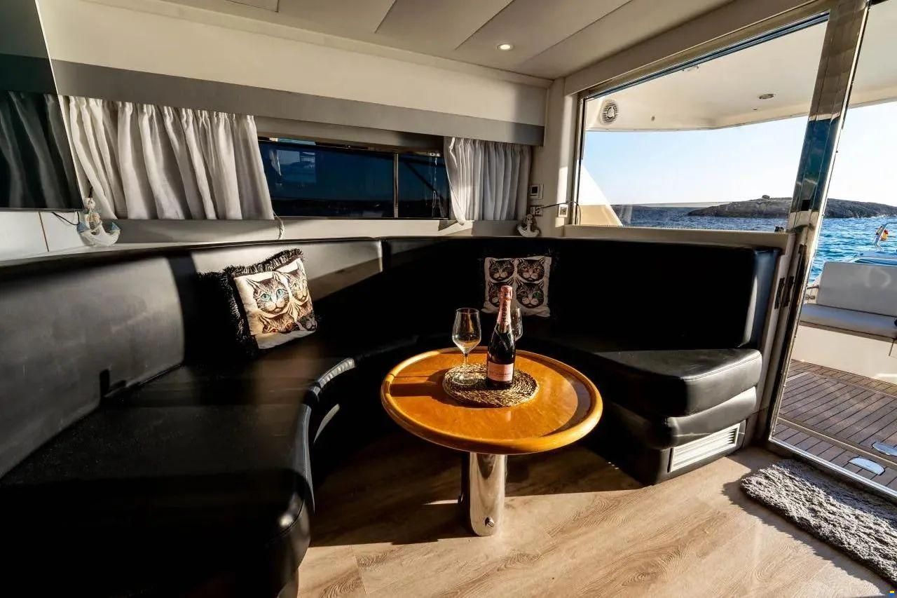 Fairline Squadron 56