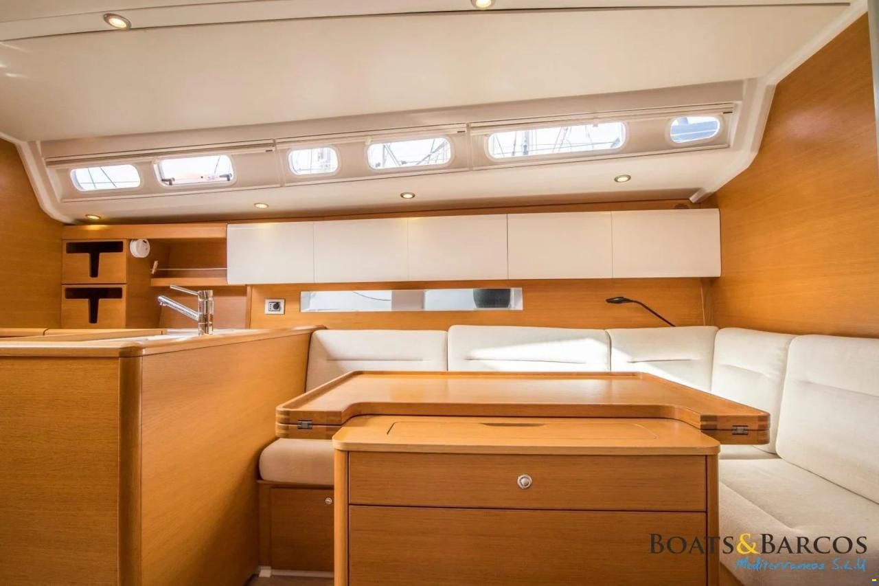 Grand Soleil 39
