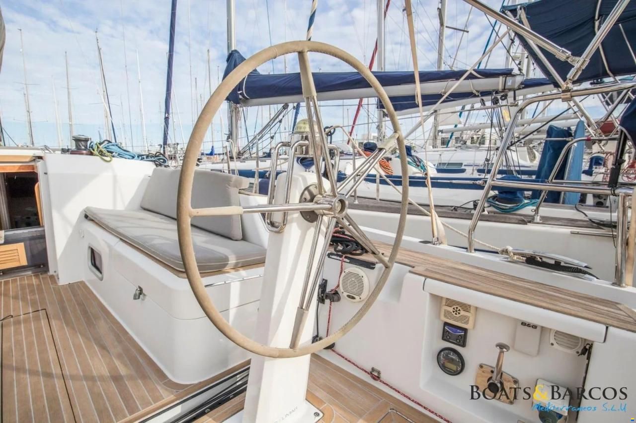 Grand Soleil 39