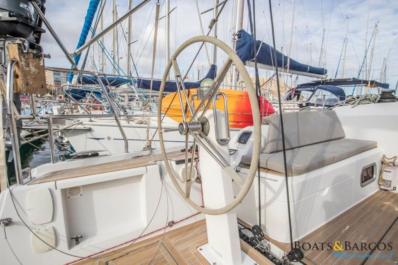 Grand Soleil 39