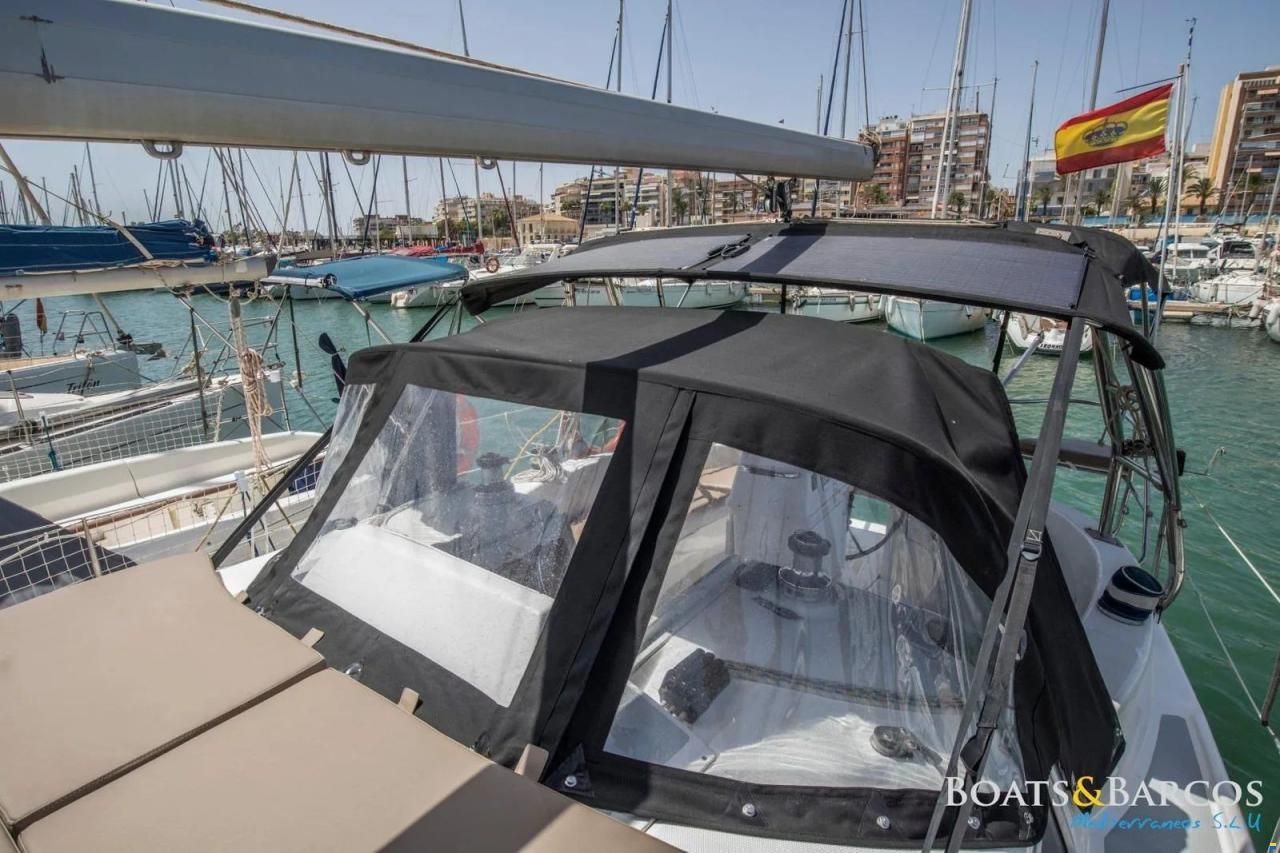 Hunter 340