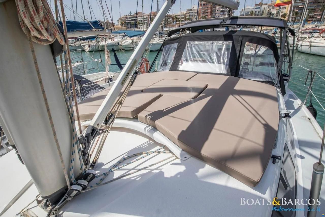 Hunter 340