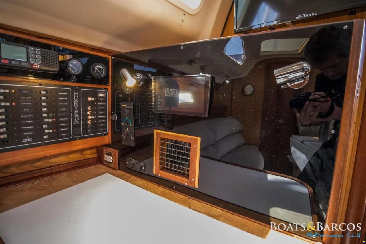 Hunter 340