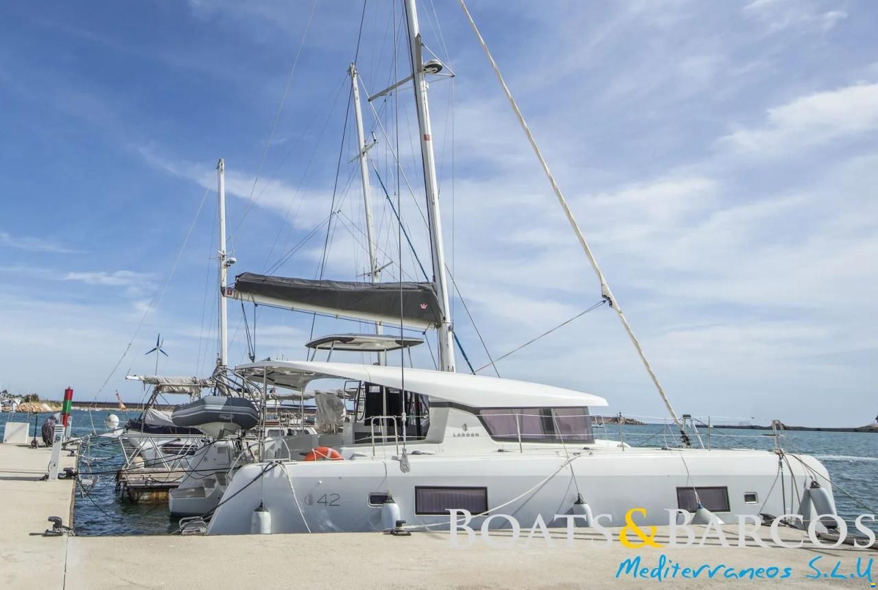 Lagoon 42