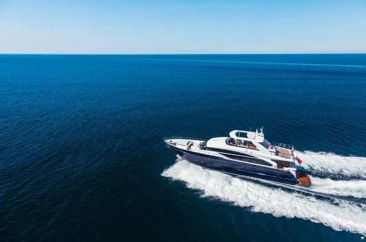 Princess 88 Flybridge Motor Yacht