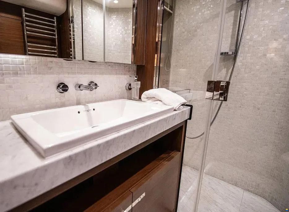 Princess 88 Flybridge Motor Yacht