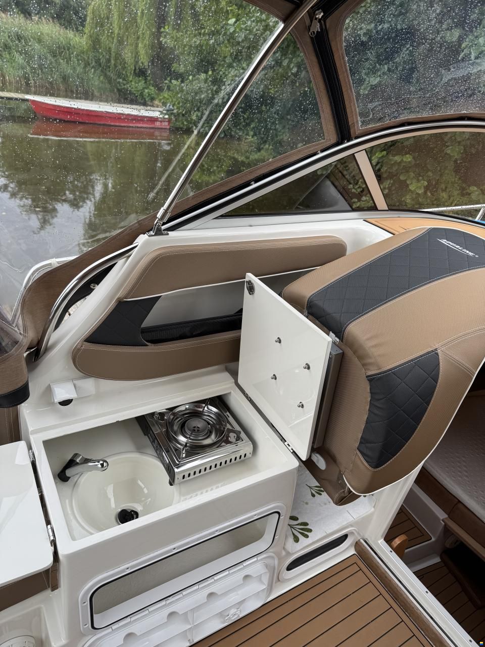 Aqualine 750 Cruiser
