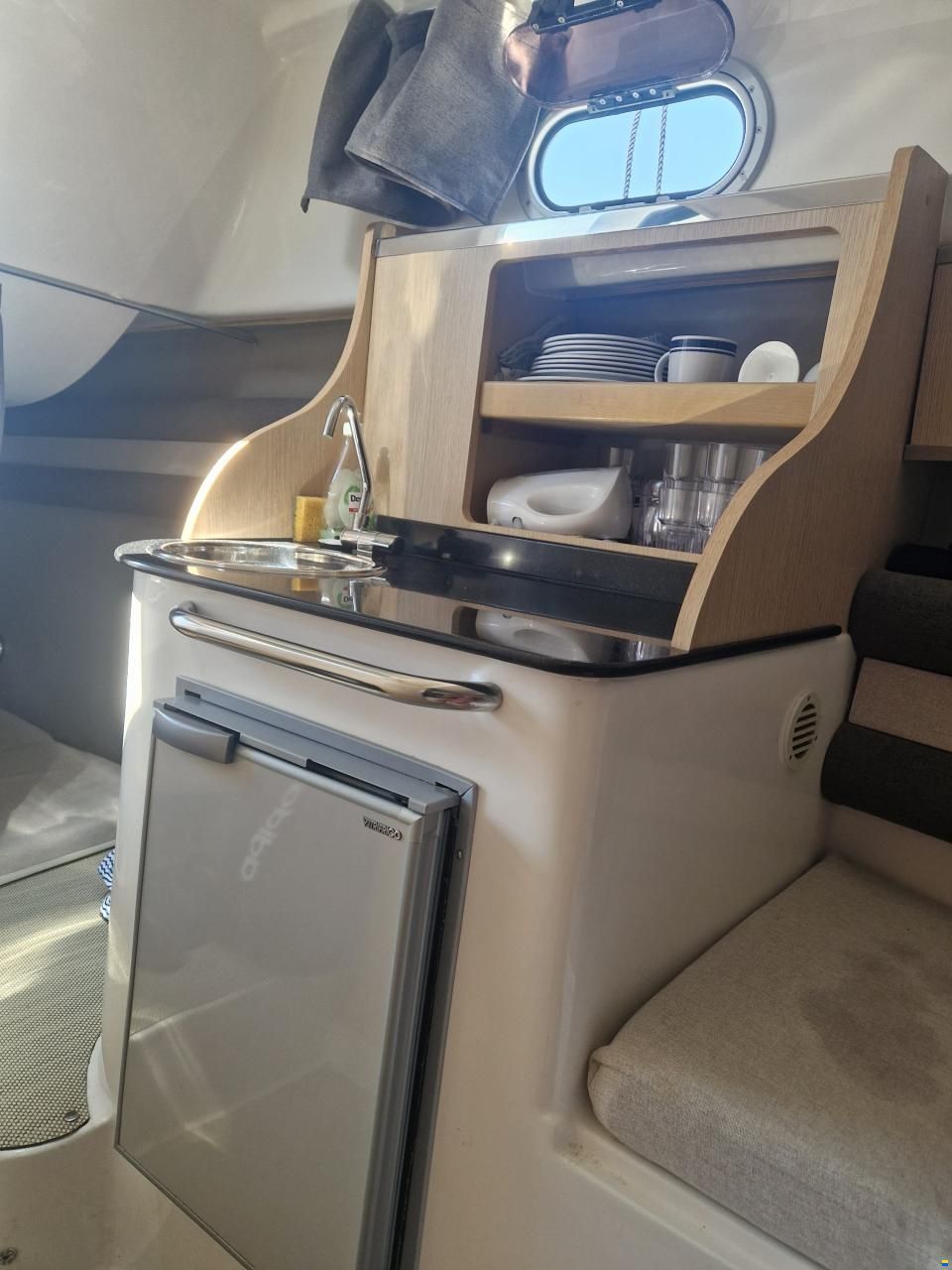 Saver 750 Cabin
