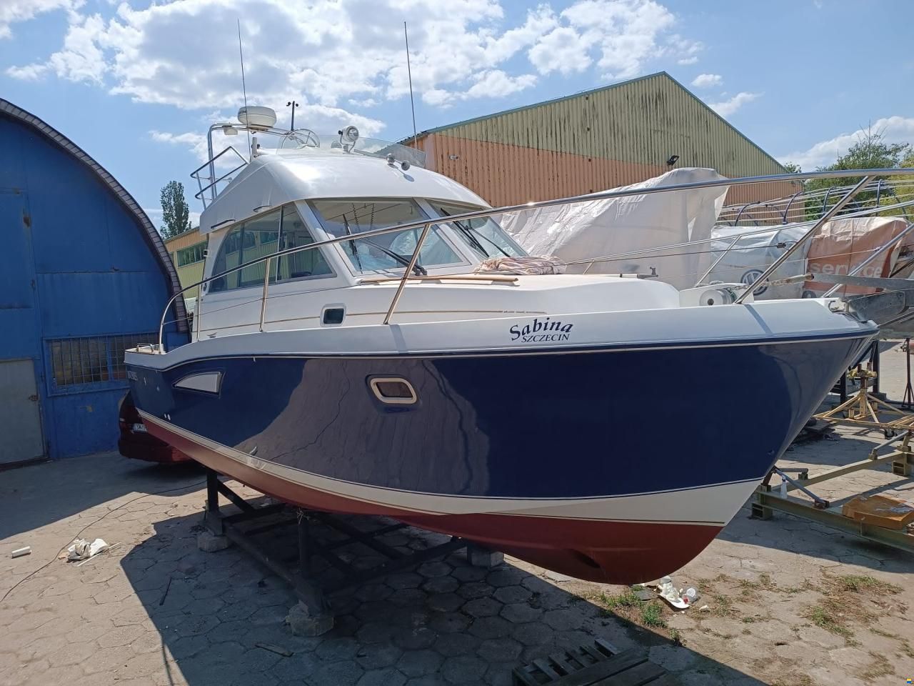 Beneteau Antares 9