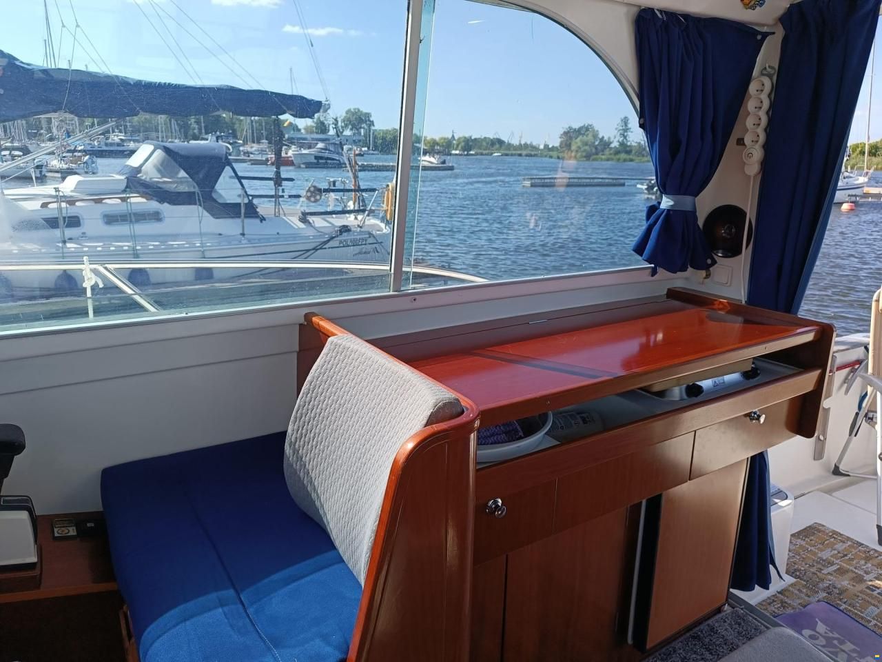 Beneteau Antares 9