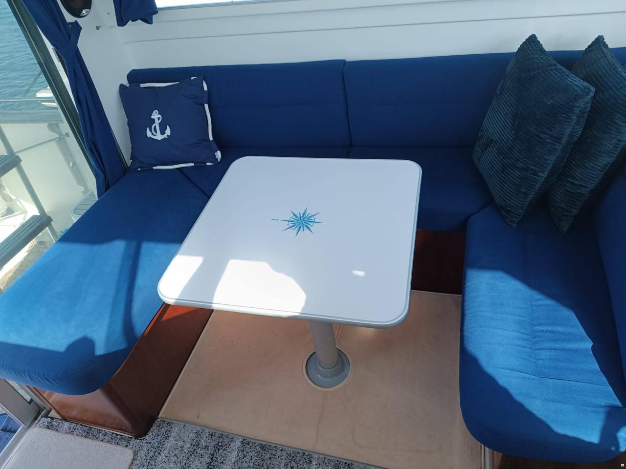 Beneteau Antares 9