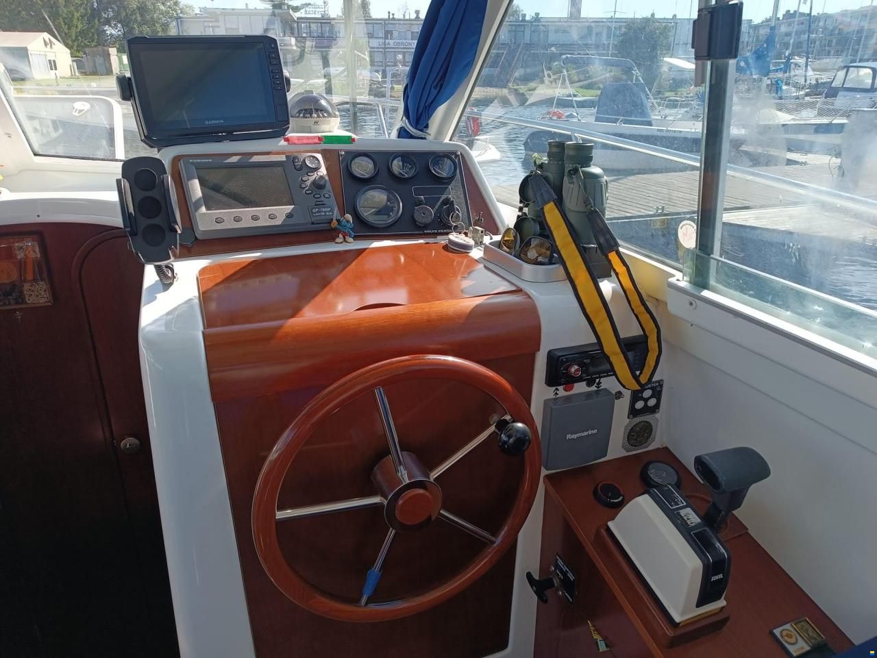 Beneteau Antares 9