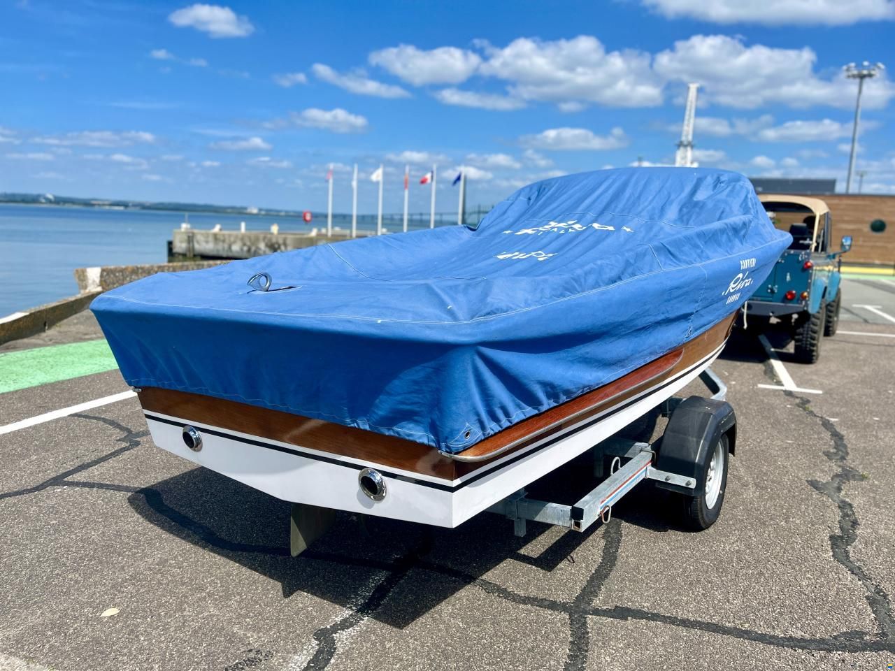 Riva Junior