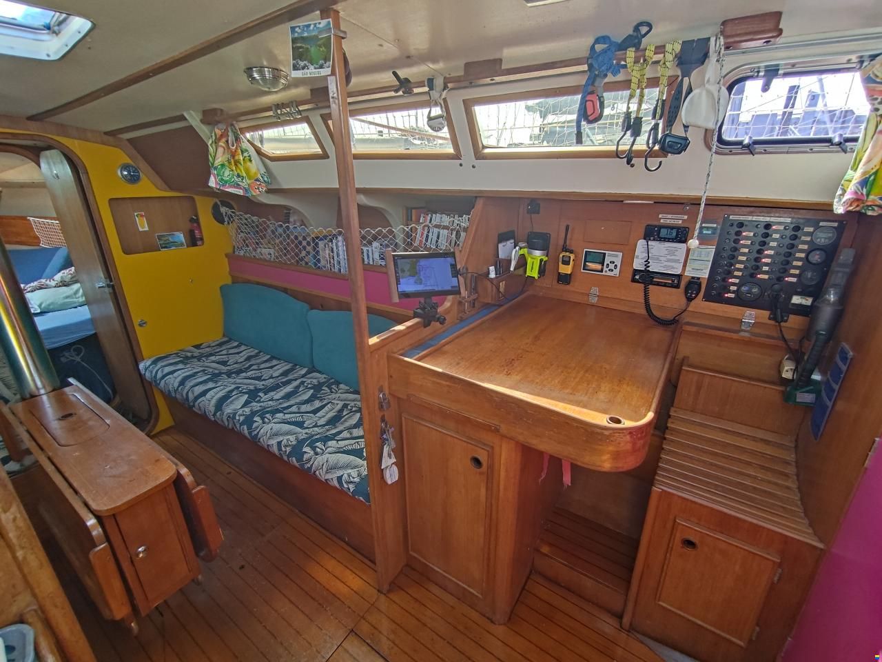 Jeanneau Sun Shine 38