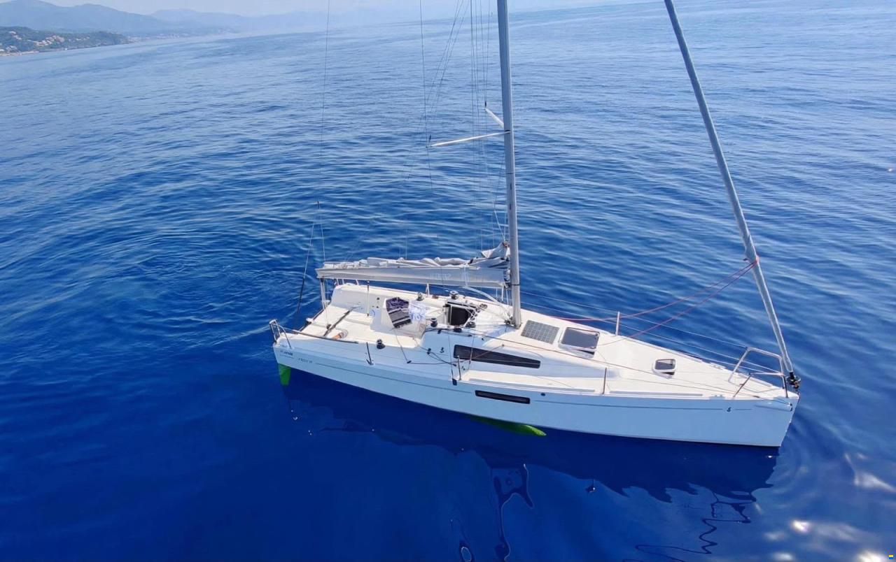 Beneteau First 27