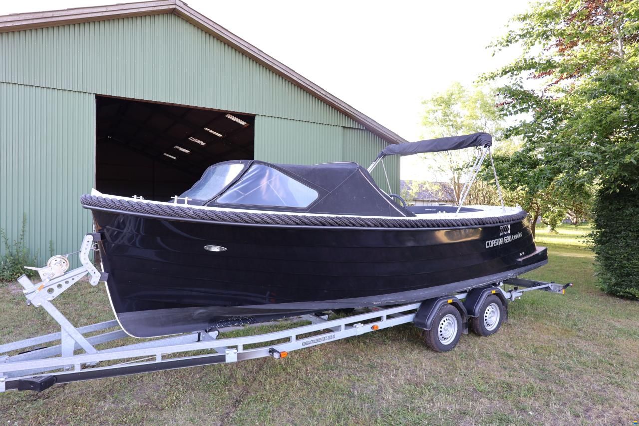 Corsiva 690 Tender