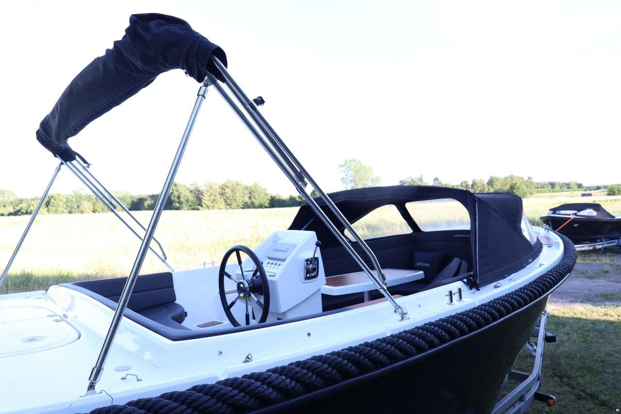 Corsiva 690 Tender