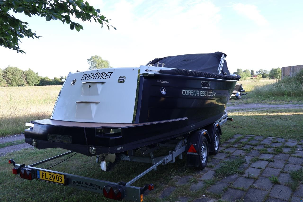 Corsiva 690 Tender
