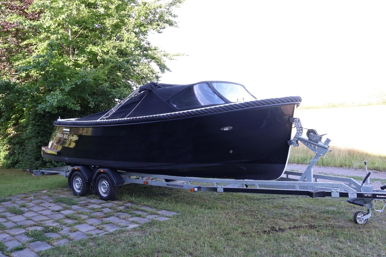 Corsiva 690 Tender