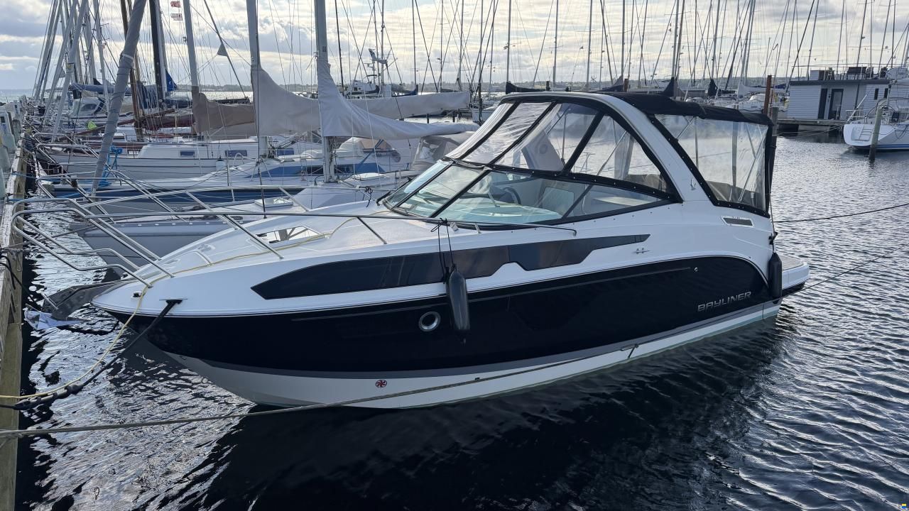 Bayliner Ciera 8