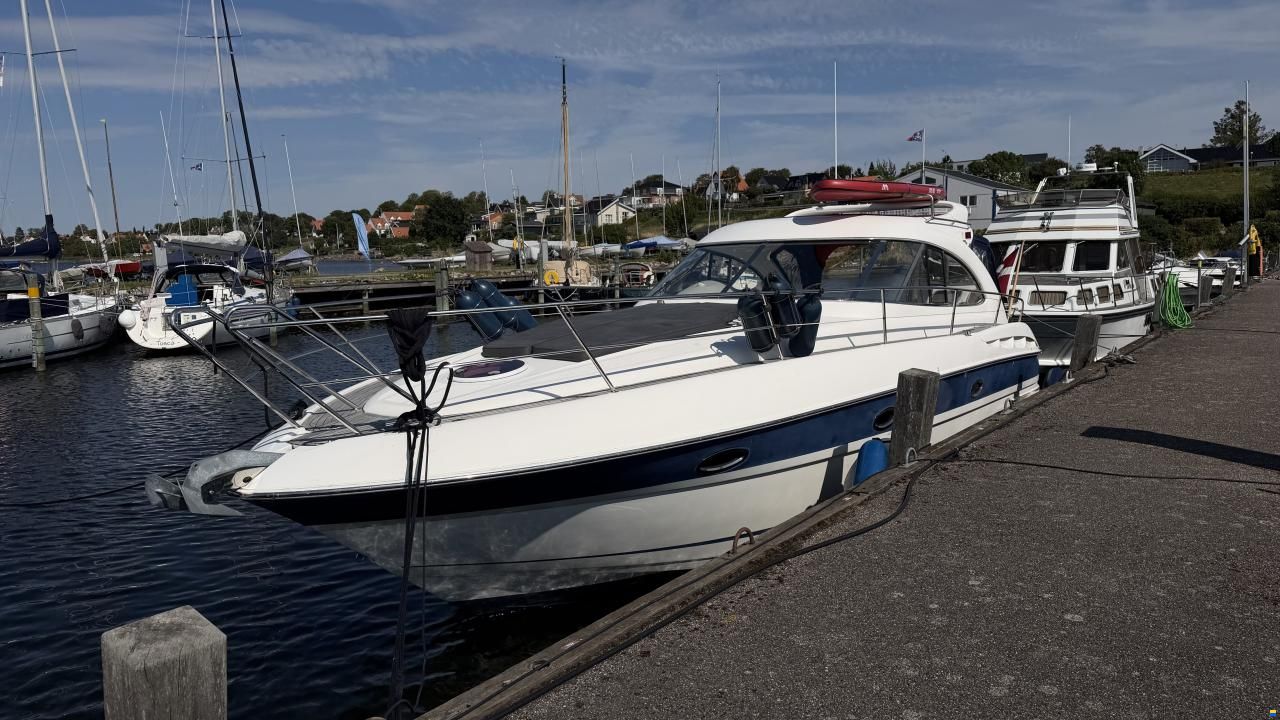 Bavaria 35 Hard Top