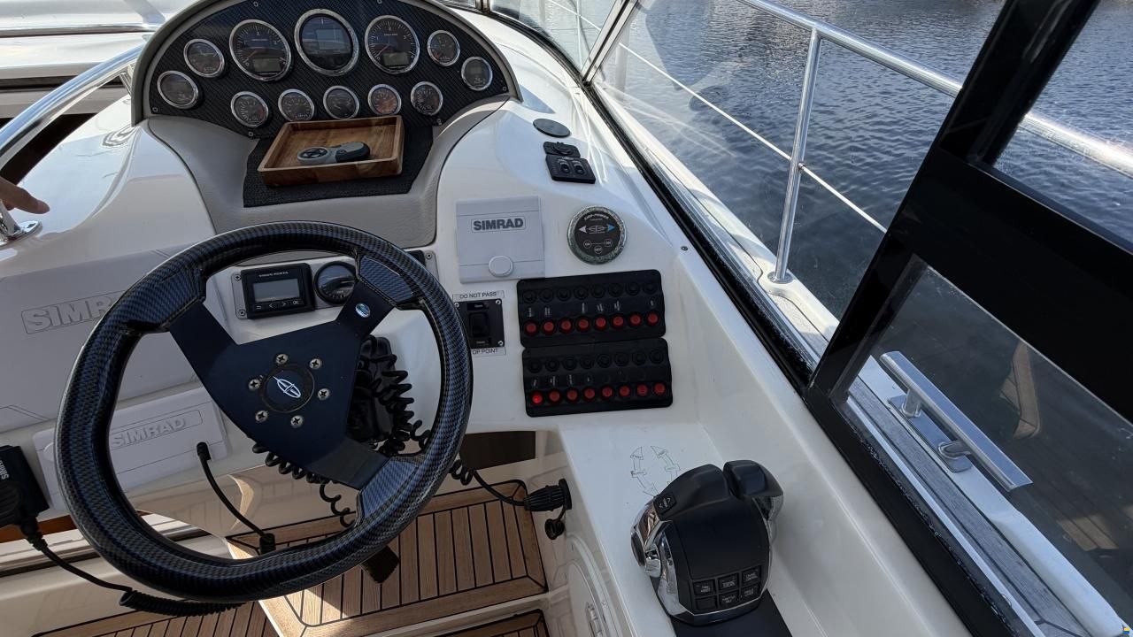 Bavaria 35 Hard Top