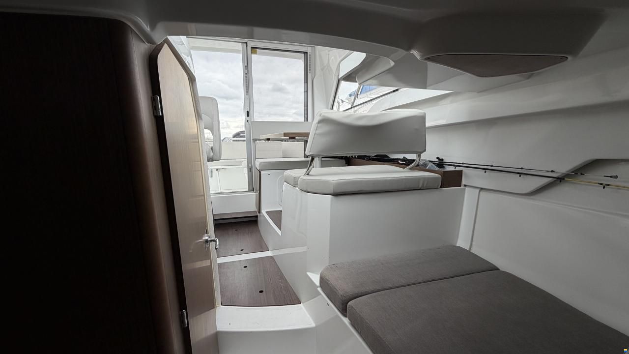 Beneteau Antares 7