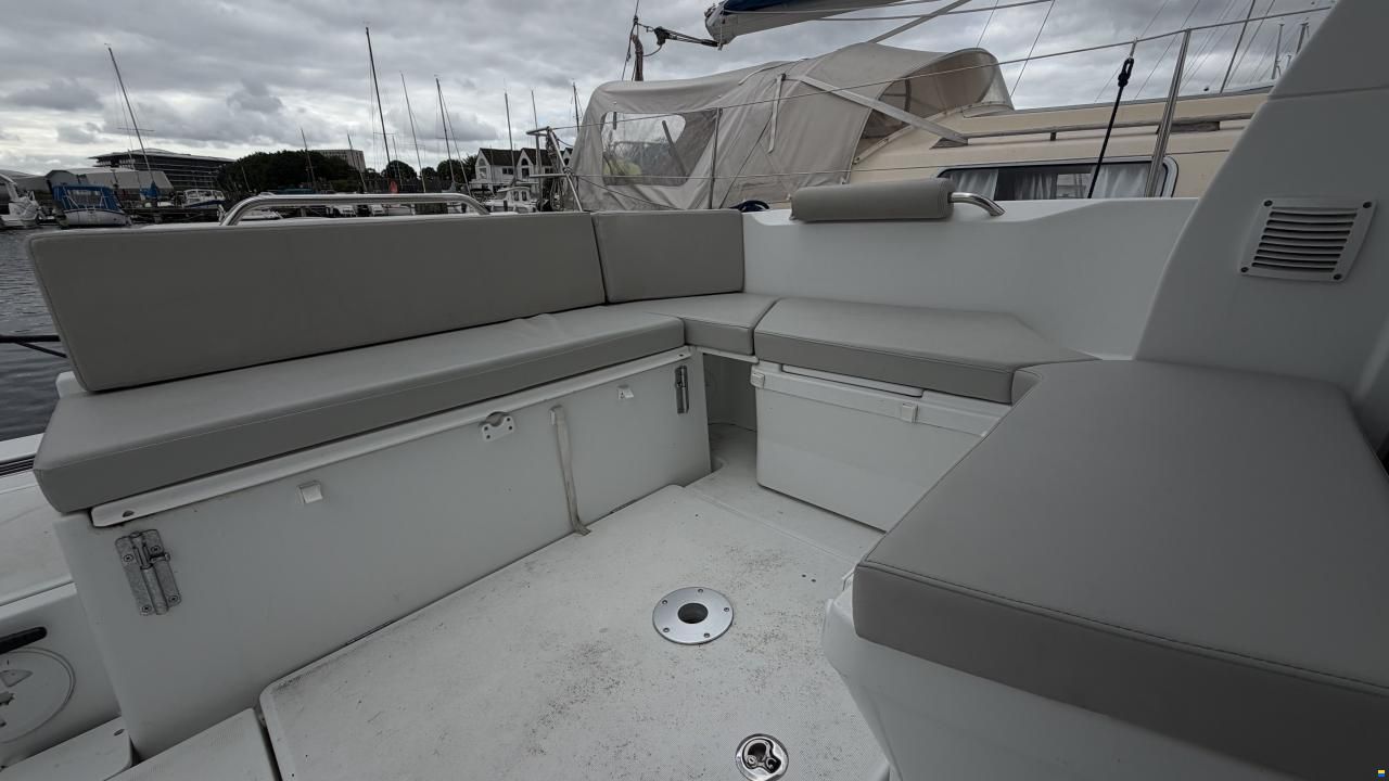 Beneteau Antares 7